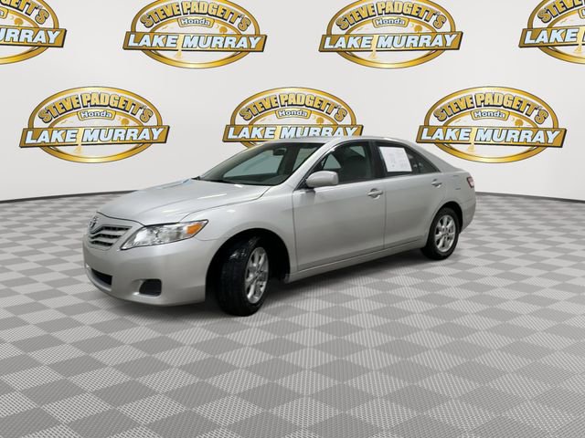 Used 2010 Toyota Camry LE FWD image 7