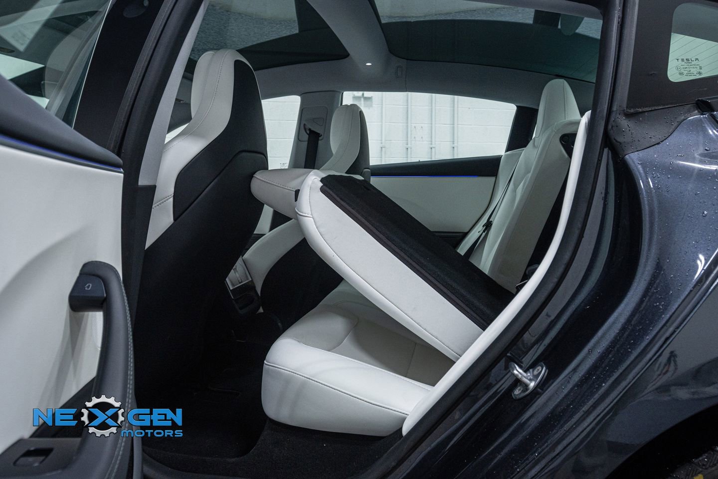 Used 2024 Tesla Model 3 Performance image 22