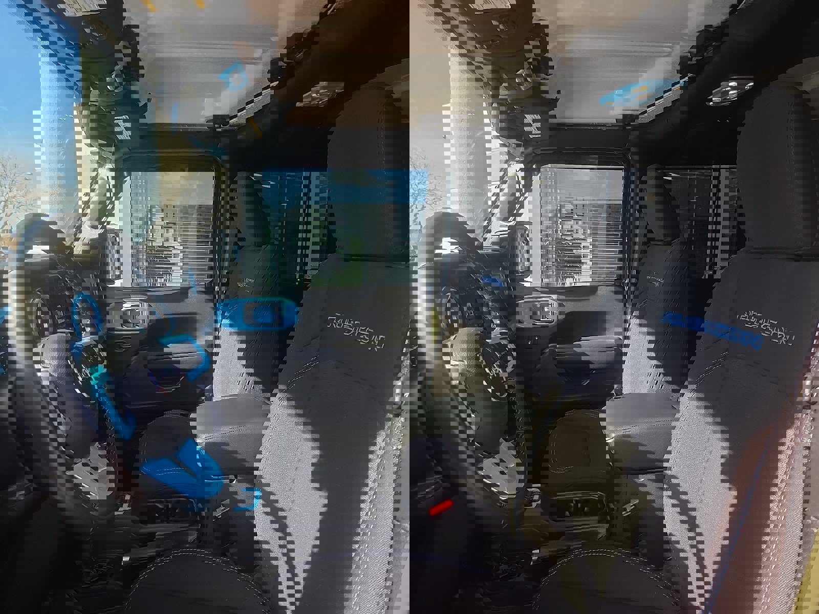 Used 2023 Jeep Wrangler Unlimited Rubicon 4xe w/ Steel Bumper Group image 9