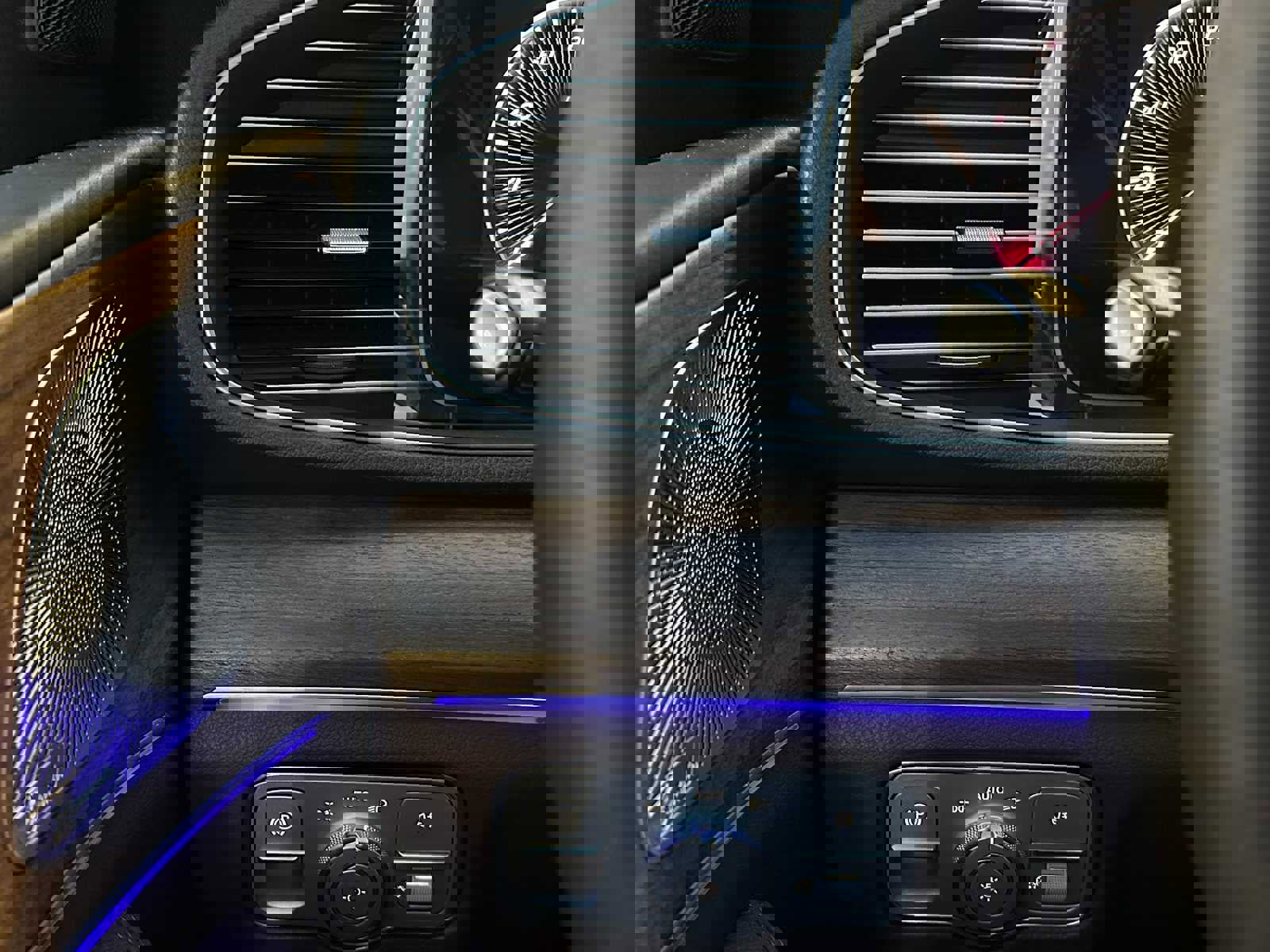 New 2026 Mercedes-Benz GLE 350 4MATIC image 33