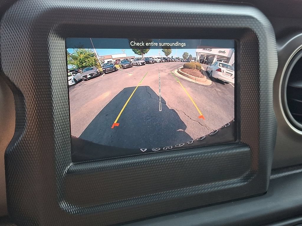 Used 2023 Jeep Wrangler Unlimited AWD/4WD image 17