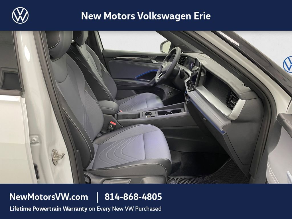 New 2026 Volkswagen Tiguan SE R-Line AWD/4WD image 13