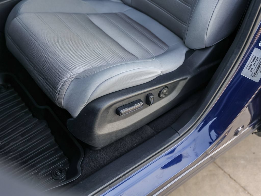 Used 2019 Honda CR-V EX image 19