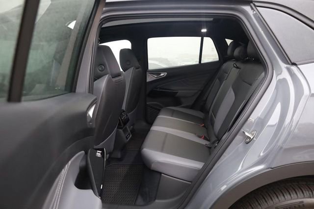 New 2025 Volkswagen ID.4 Pro S image 21