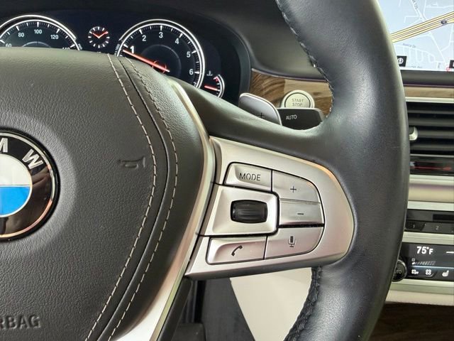 Used 2019 BMW 740i w/ Executive Package image 21