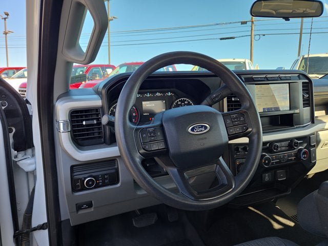 Used 2023 Ford F250 XL w/ STX Appearance Package AWD/4WD image 8