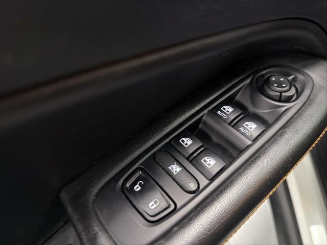 Used 2018 Jeep Compass Limited AWD/4WD image 11