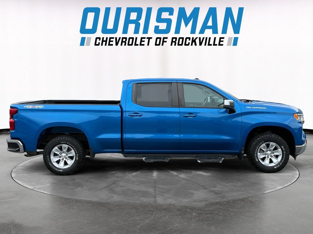 Used 2022 Chevrolet Silverado 1500 LT AWD/4WD image 7