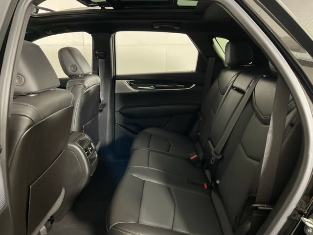 Used 2024 Cadillac XT5 Premium Luxury w/ Technology Package FWD image 30