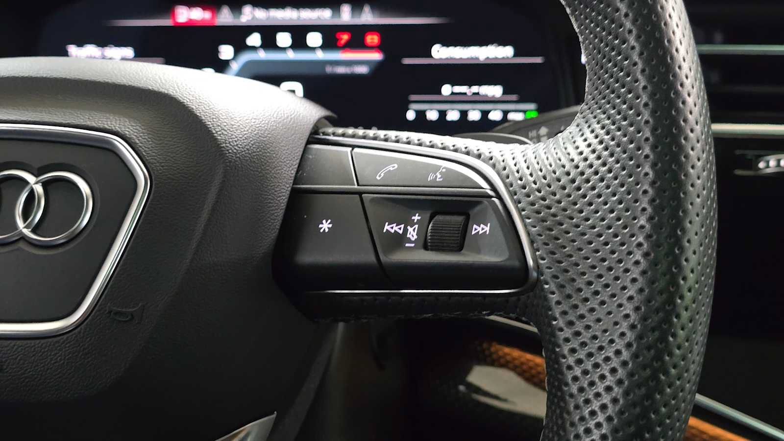 Used 2022 Audi SQ7 Prestige w/ Prestige Package AWD/4WD image 28