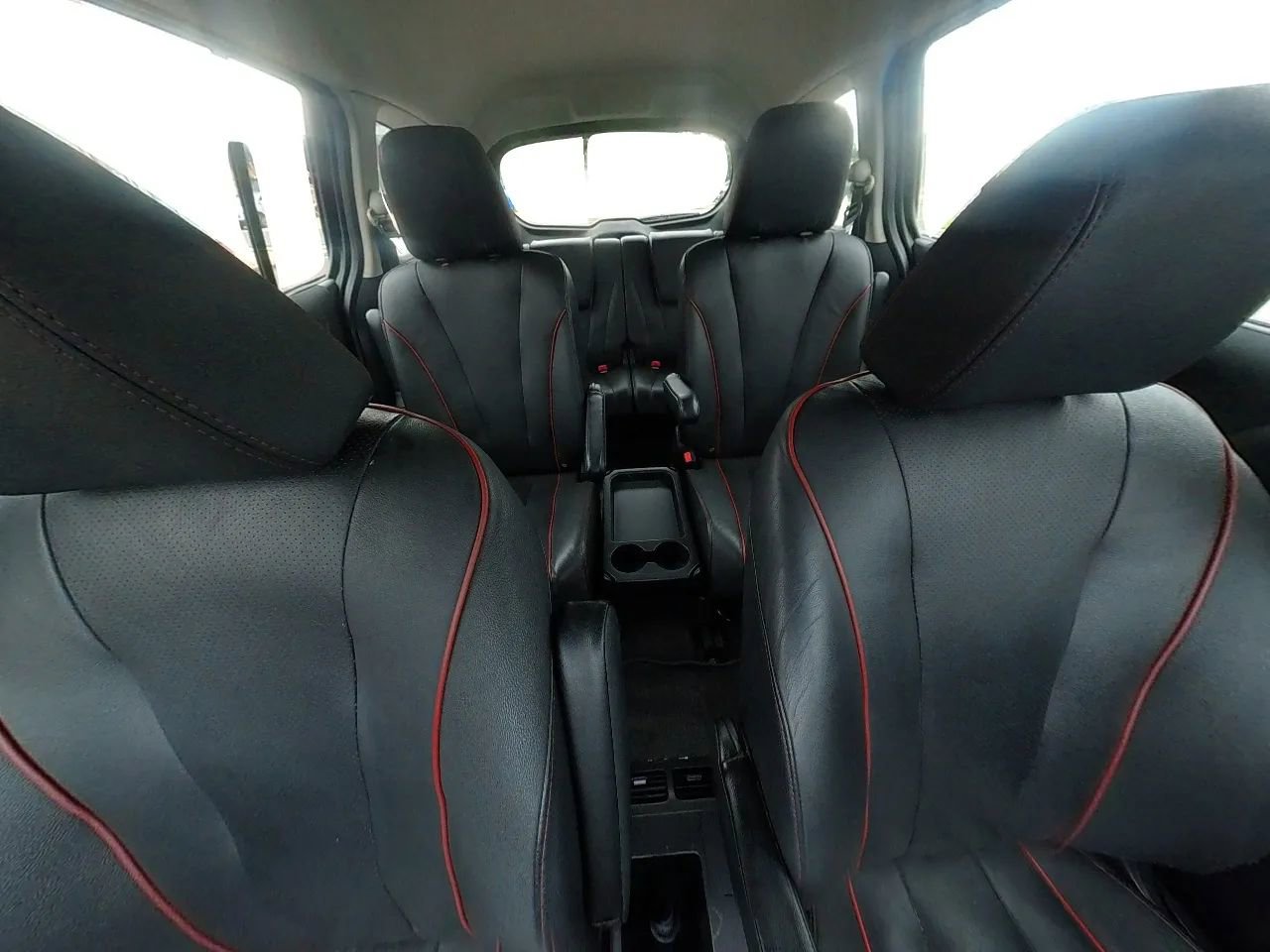Used 2012 MAZDA MAZDA5 Grand Touring image 31