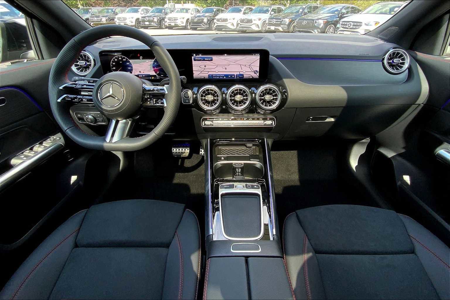 New 2026 Mercedes-Benz GLA 250 4MATIC image 5