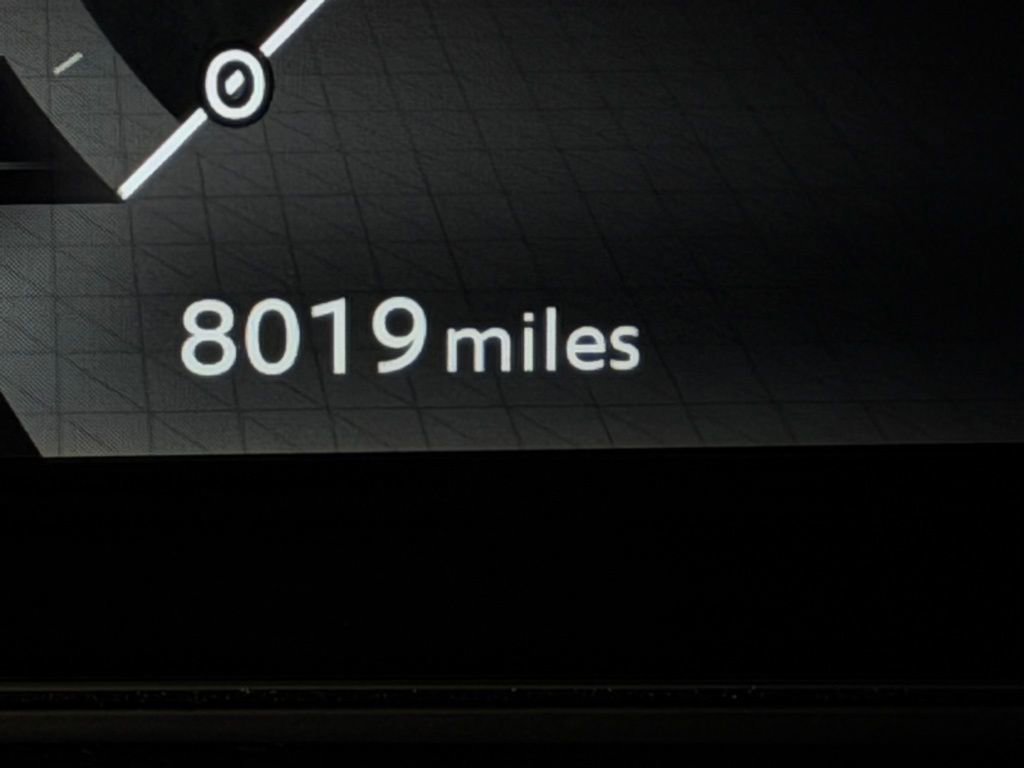 Used 2025 Nissan Ariya FWD image 14