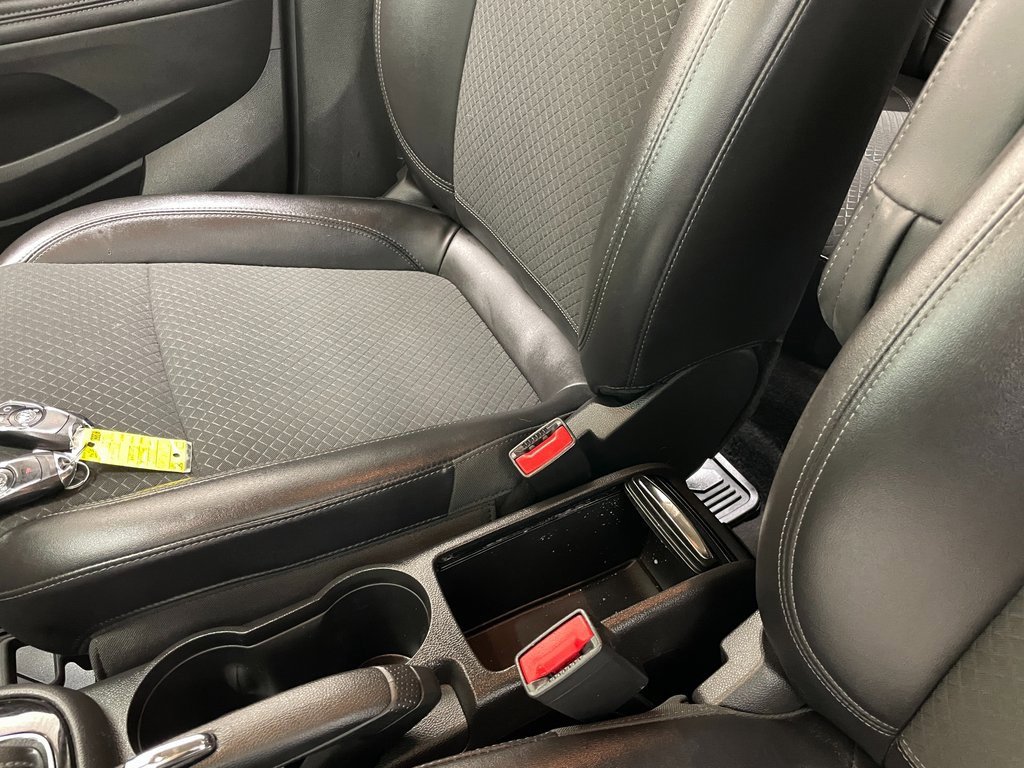 Certified 2022 Buick Encore Preferred w/ Safety Package II image 32