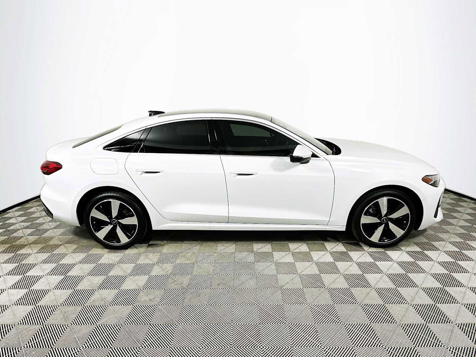 New 2025 Audi A5 2.0T Prestige image 8