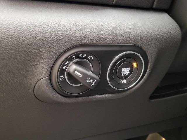 Used 2023 Maserati Levante GT image 29