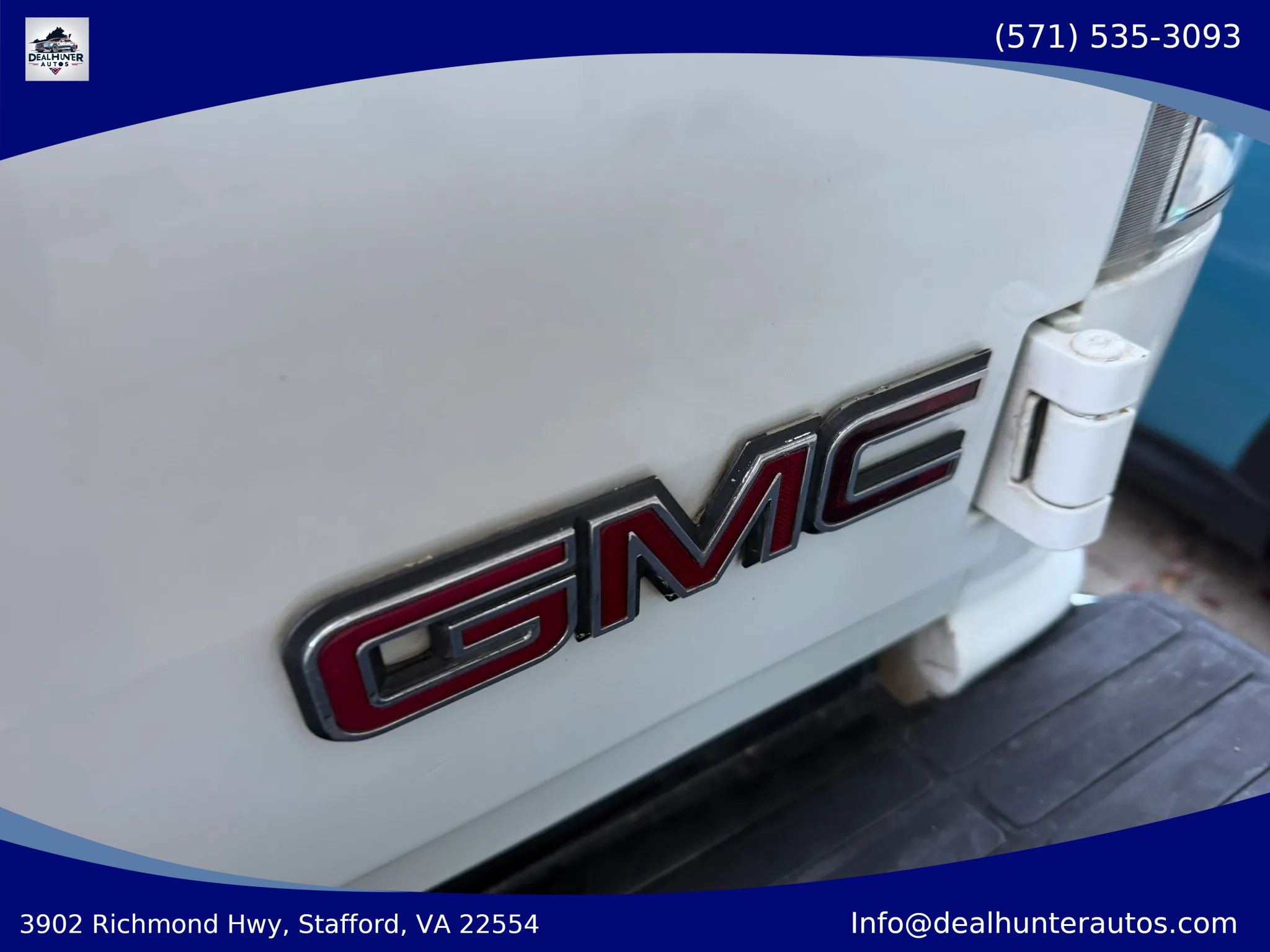 Used 1998 GMC Yukon 4WD 4-Door w/ Marketing Opt Pkg 5 image 11