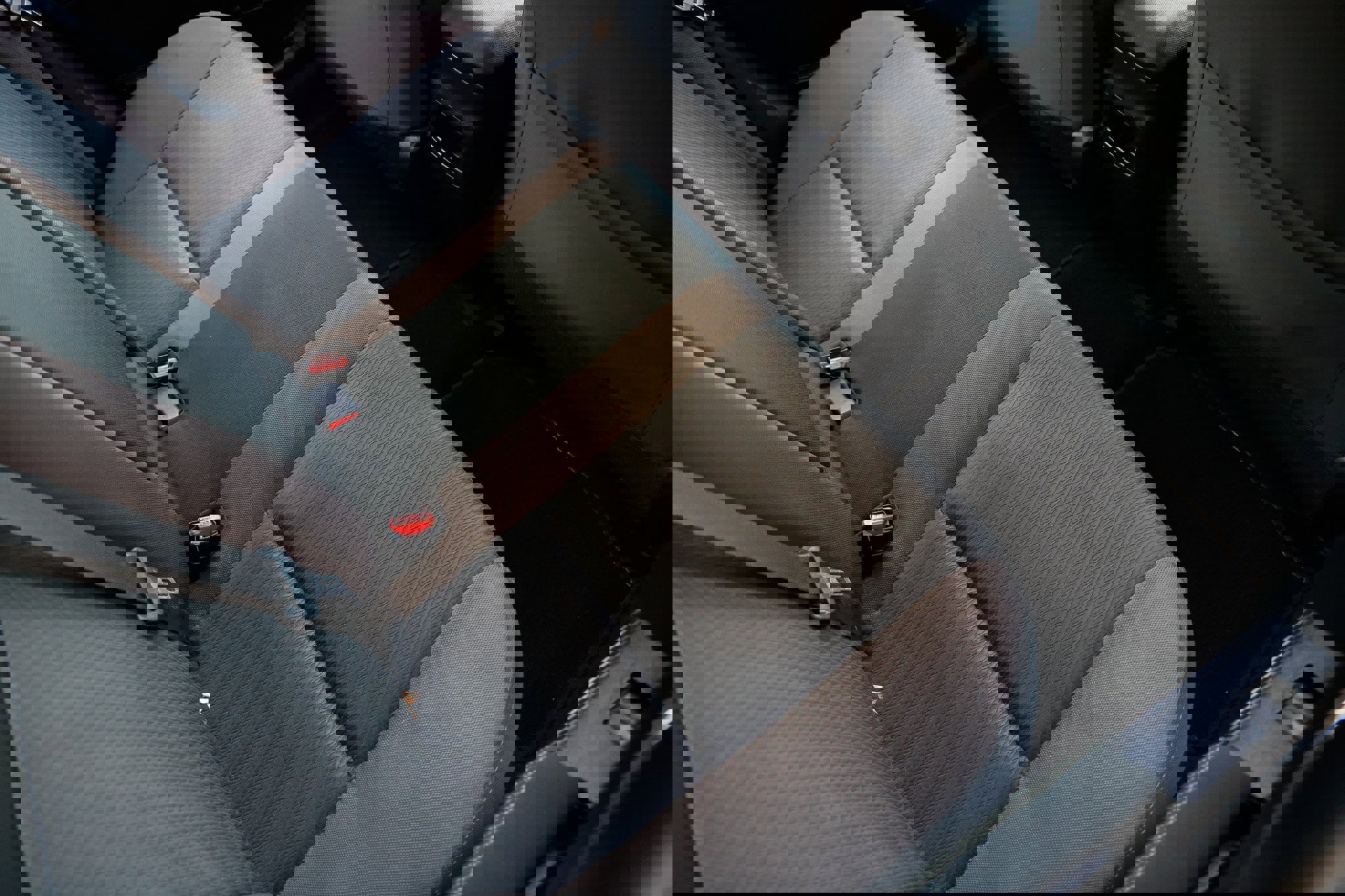 Used 2019 Toyota Corolla LE image 15