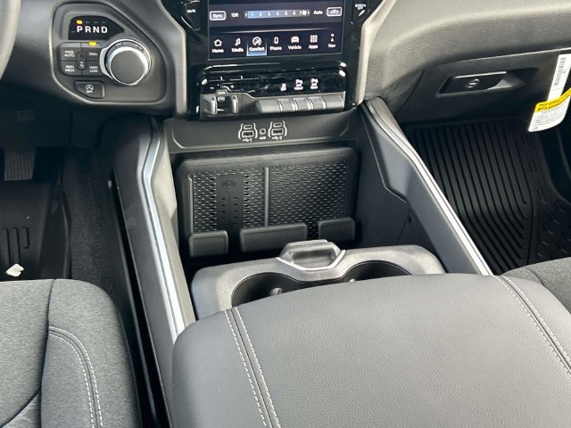 New 2027 RAM 1500 4x4 Crew Cab image 17