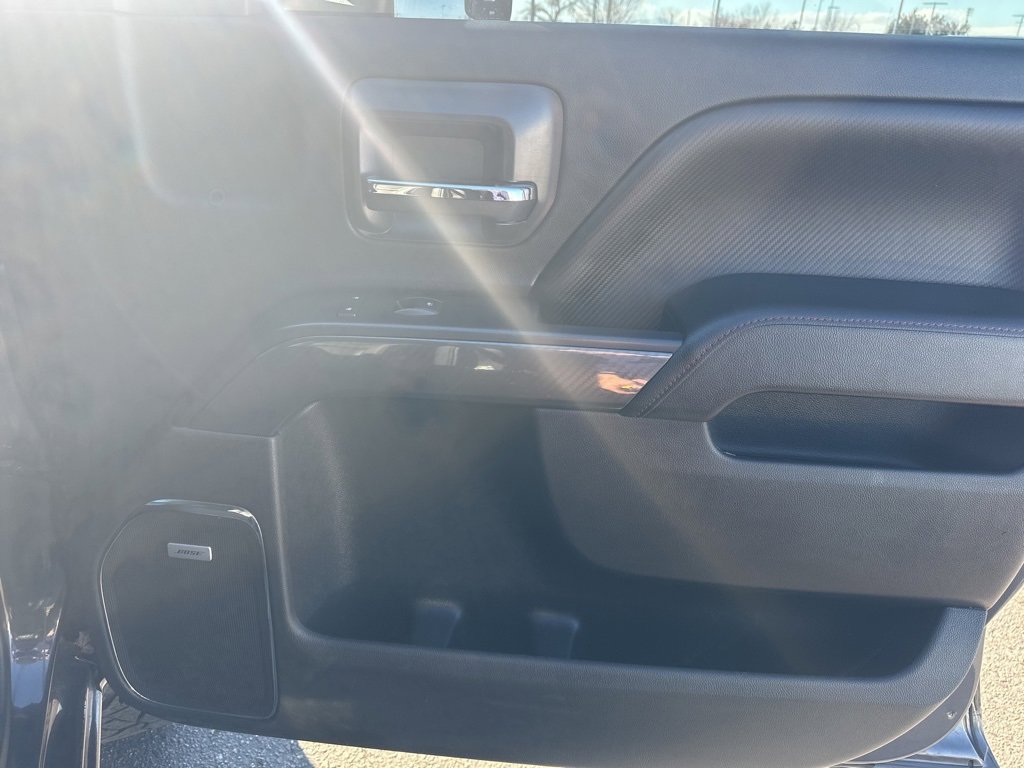 Used 2016 GMC Sierra 2500 SLT w/ Duramax Plus Package image 31