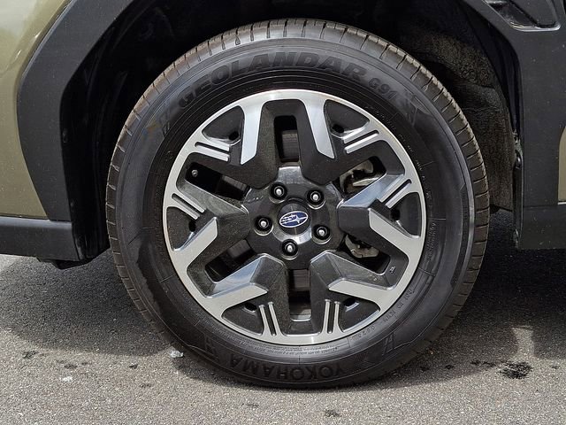 Certified 2025 Subaru Forester Premium image 8