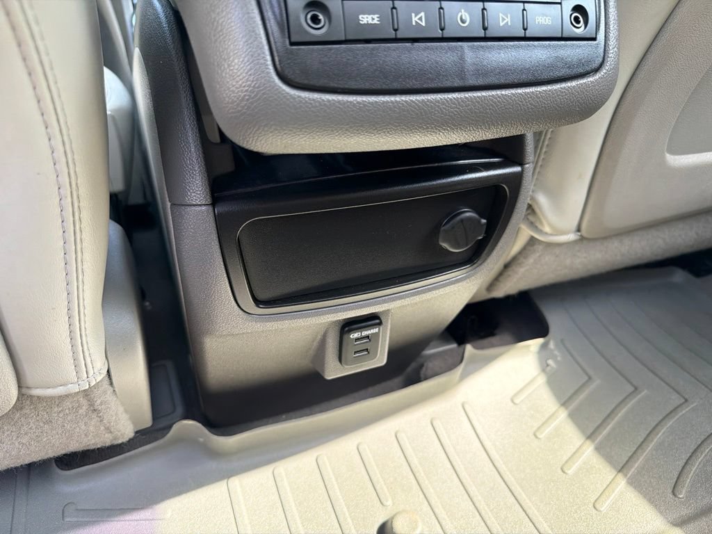 Used 2016 Buick Enclave Premium w/ Experience Buick Package FWD image 41