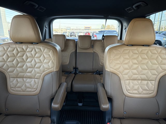 Certified 2025 Nissan Armada Platinum Reserve image 21