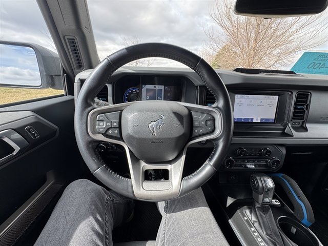 Used 2022 Ford Bronco Black Diamond image 14