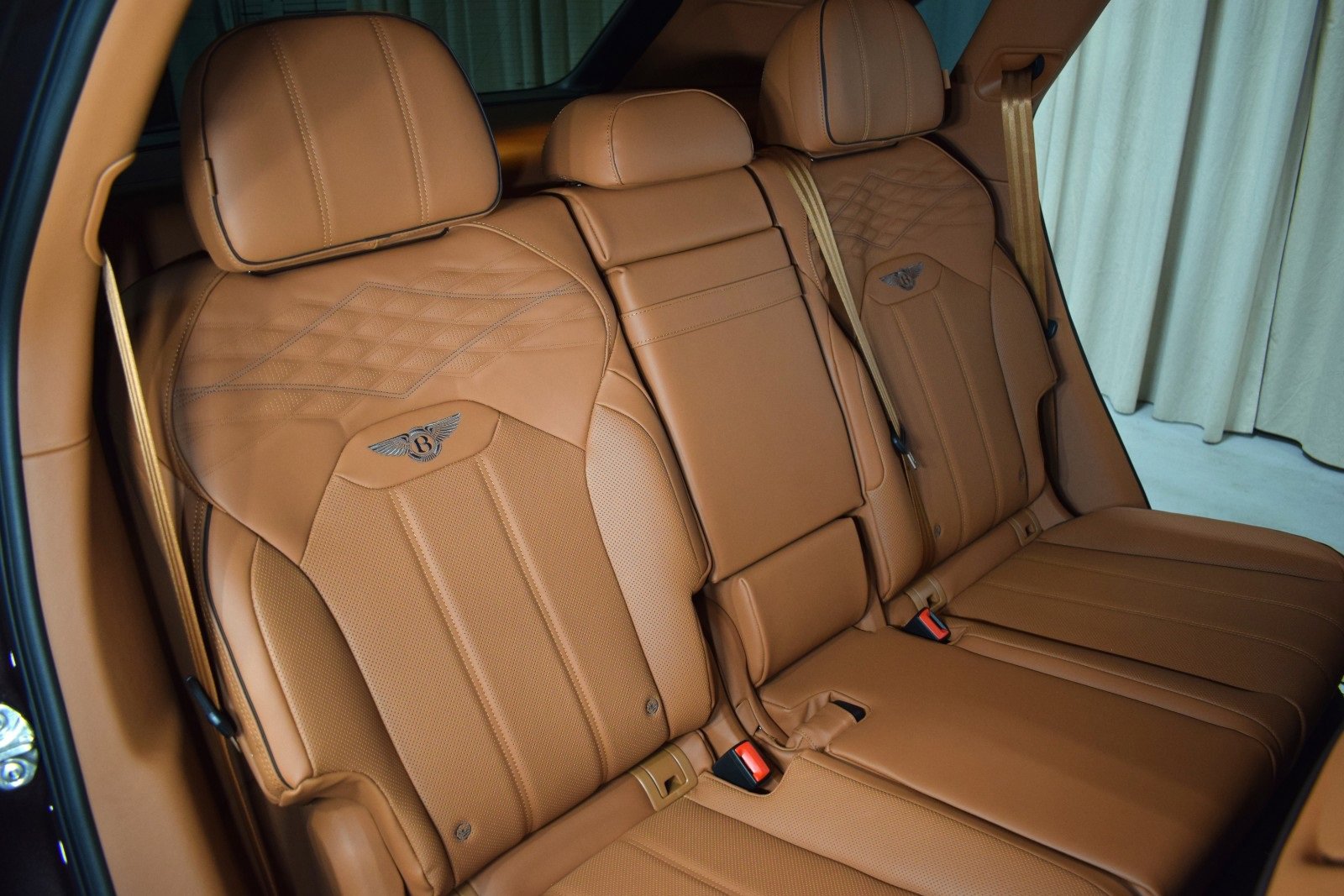 New 2025 Bentley Bentayga image 21