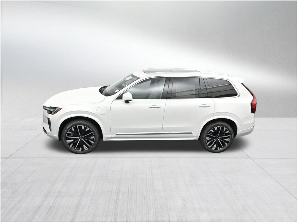 New 2026 Volvo XC90 T8 Plus w/ Protection Package Premier AWD/4WD image 14