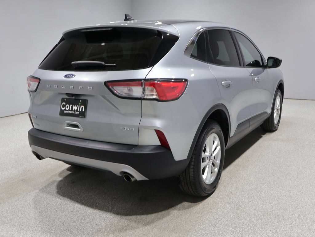 Used 2022 Ford Escape SE w/ Convenience Package AWD/4WD image 2