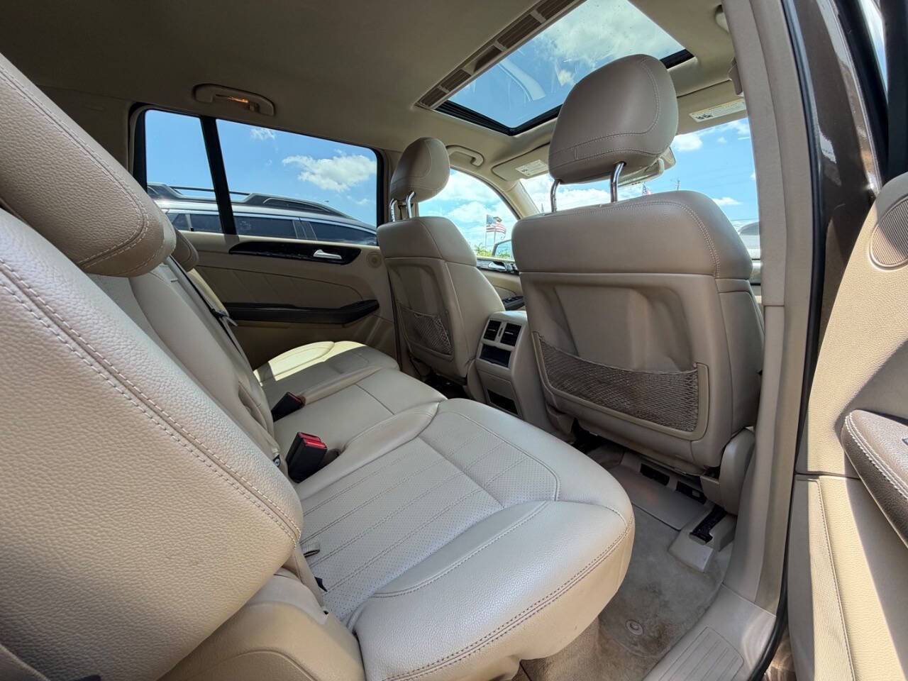 Used 2016 Mercedes-Benz GL 450 4MATIC image 21