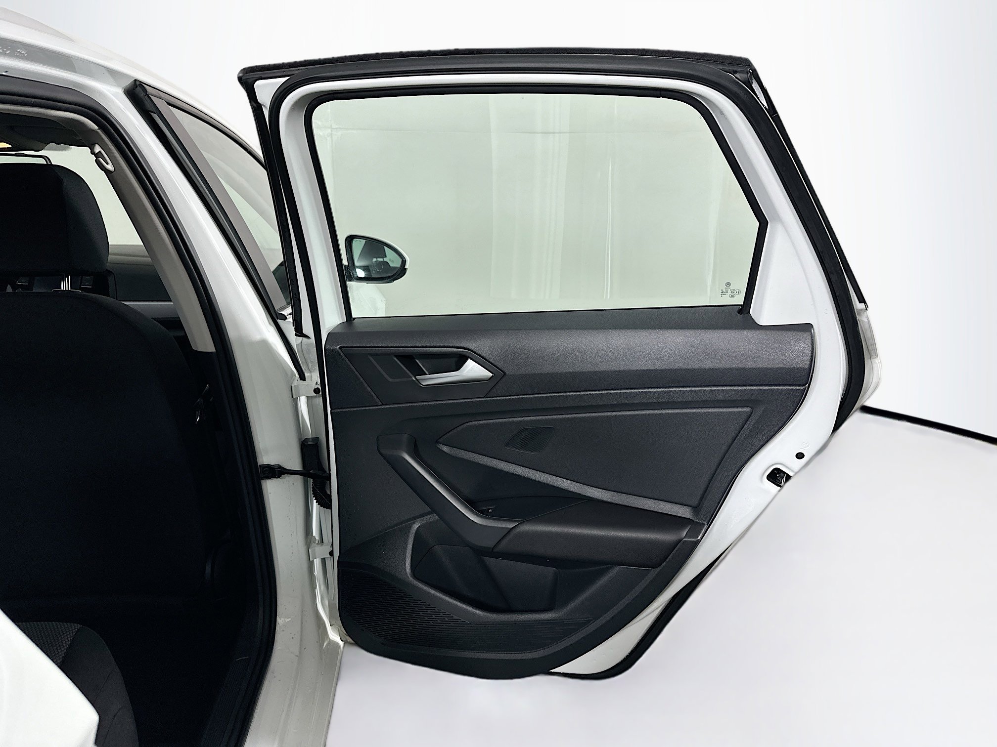 Used 2019 Volkswagen Jetta S w/ Driver Assistance Package image 28