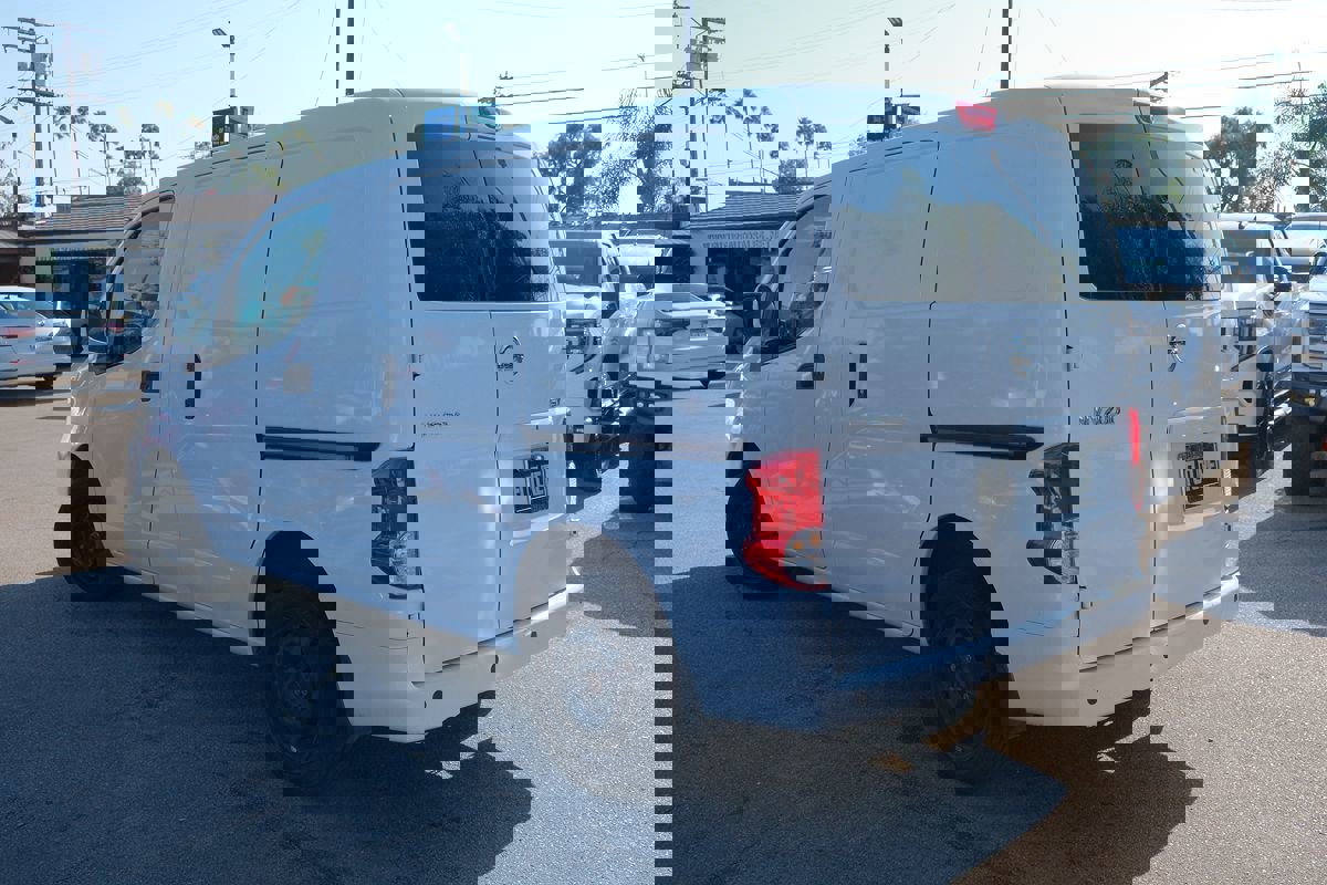 Used 2021 Nissan NV200 SV w/ Back Door Glass Package image 31