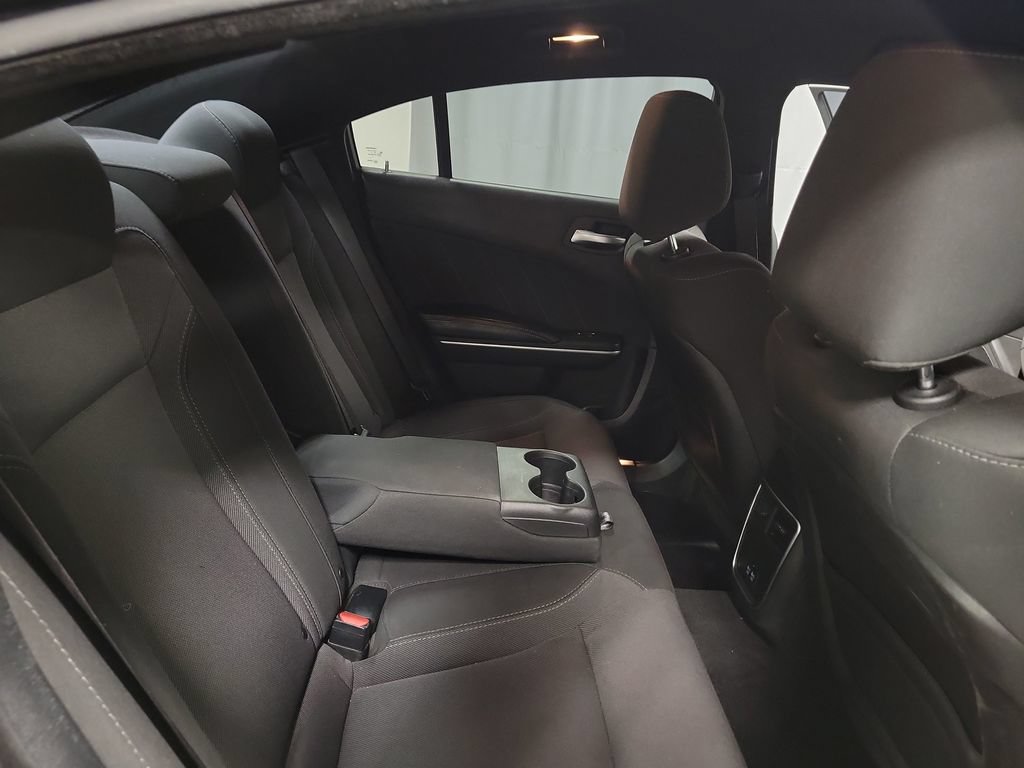 Used 2019 Dodge Charger SXT RWD image 27