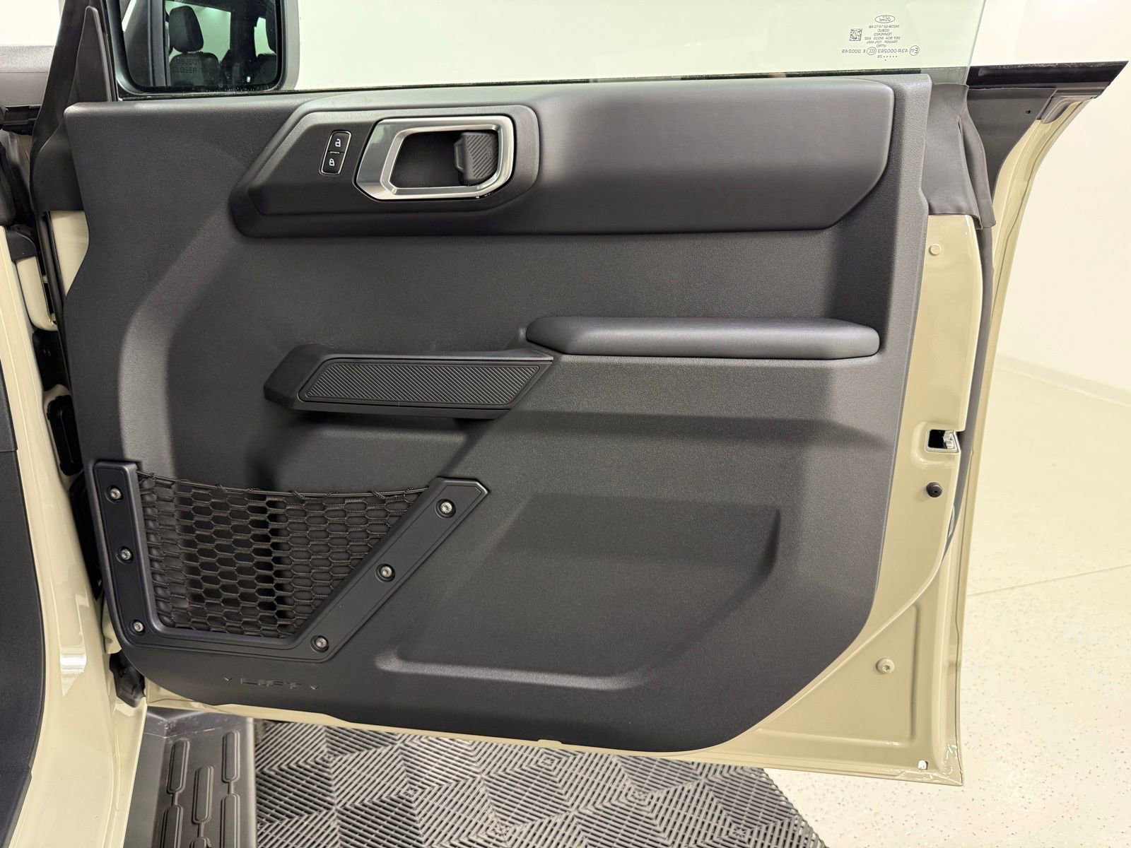 New 2026 Ford Bronco Outer Banks image 30