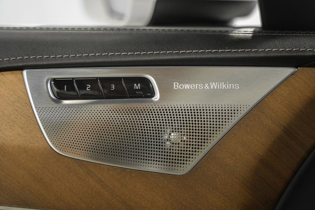 Used 2017 Volvo XC90 T8 Inscription w/ Luxury Package image 41