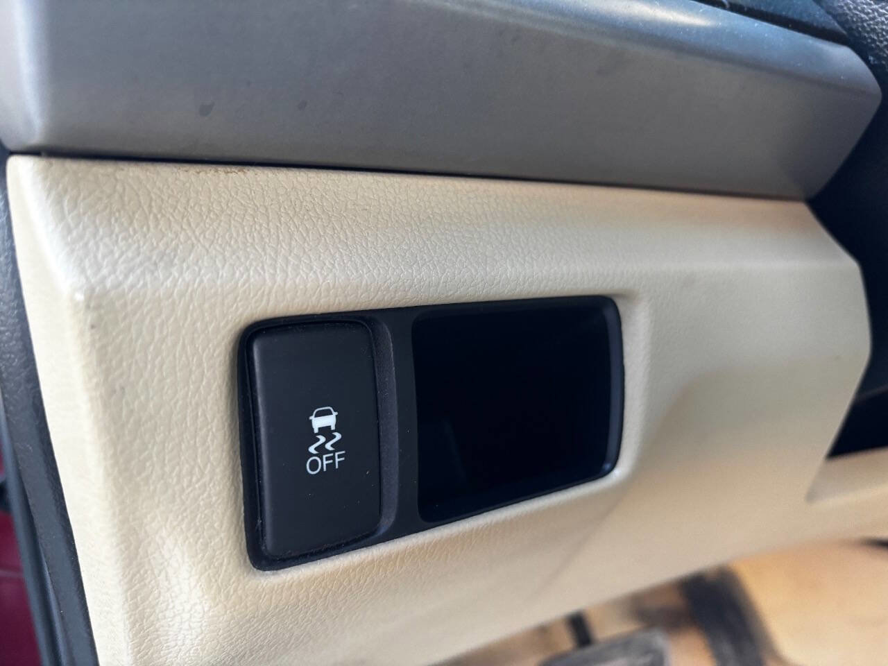 Used 2011 Honda Accord LX image 21