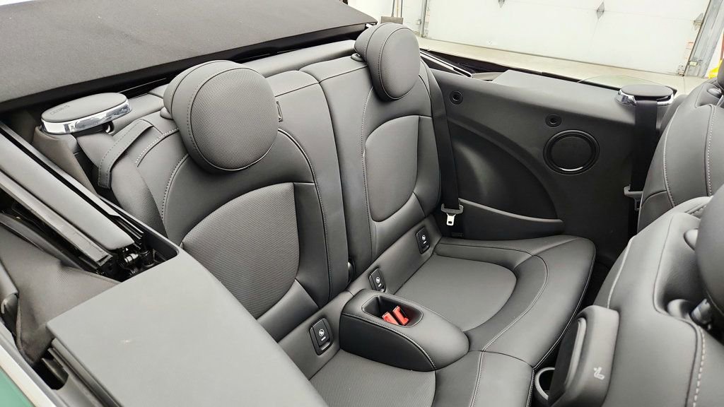 Used 2023 MINI Cooper S image 24