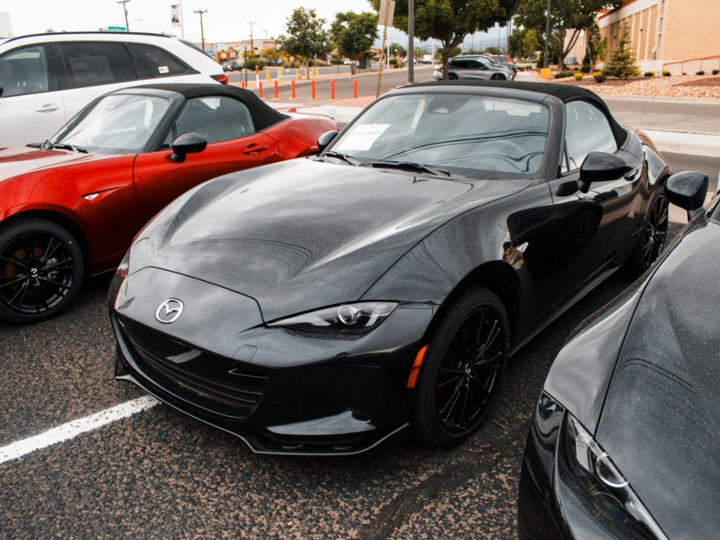 New 2026 MAZDA MX-5 Miata Club w/ Interior Package