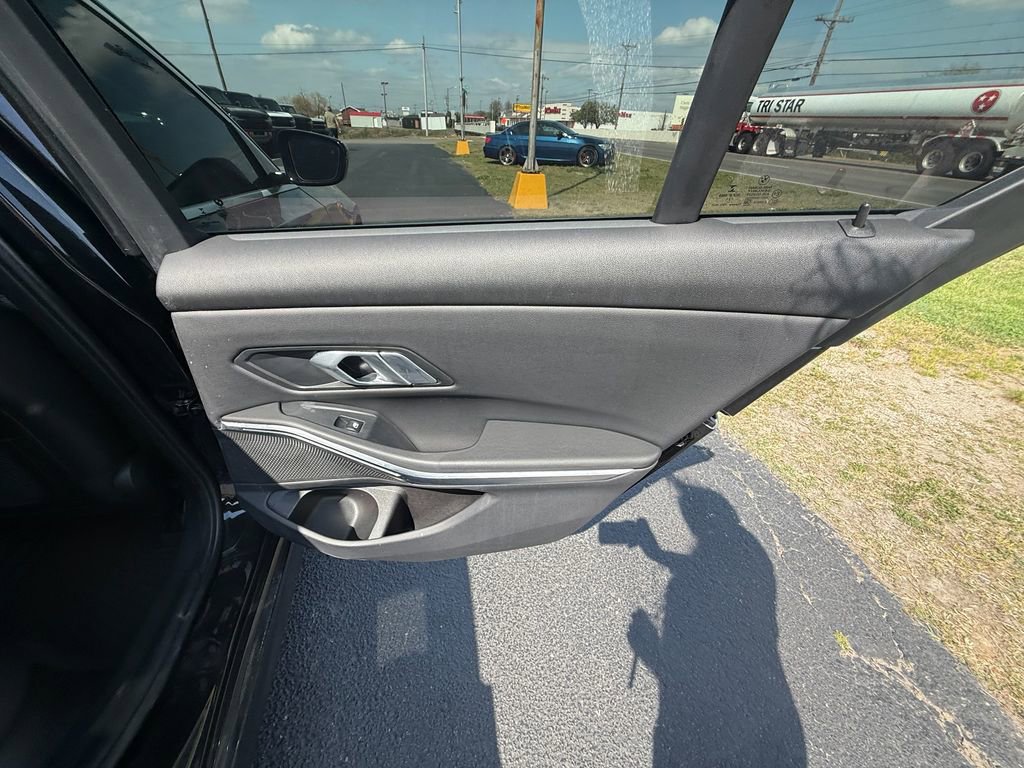 Used 2022 BMW 330i xDrive Sedan w/ Driving Assistance Package image 20