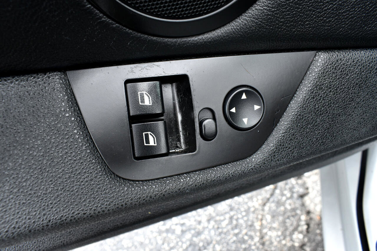 Used 2006 BMW Z4 3.0i image 43