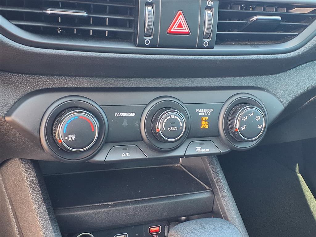 Used 2024 Kia Forte LXS w/ LXS Technology Package FWD image 10