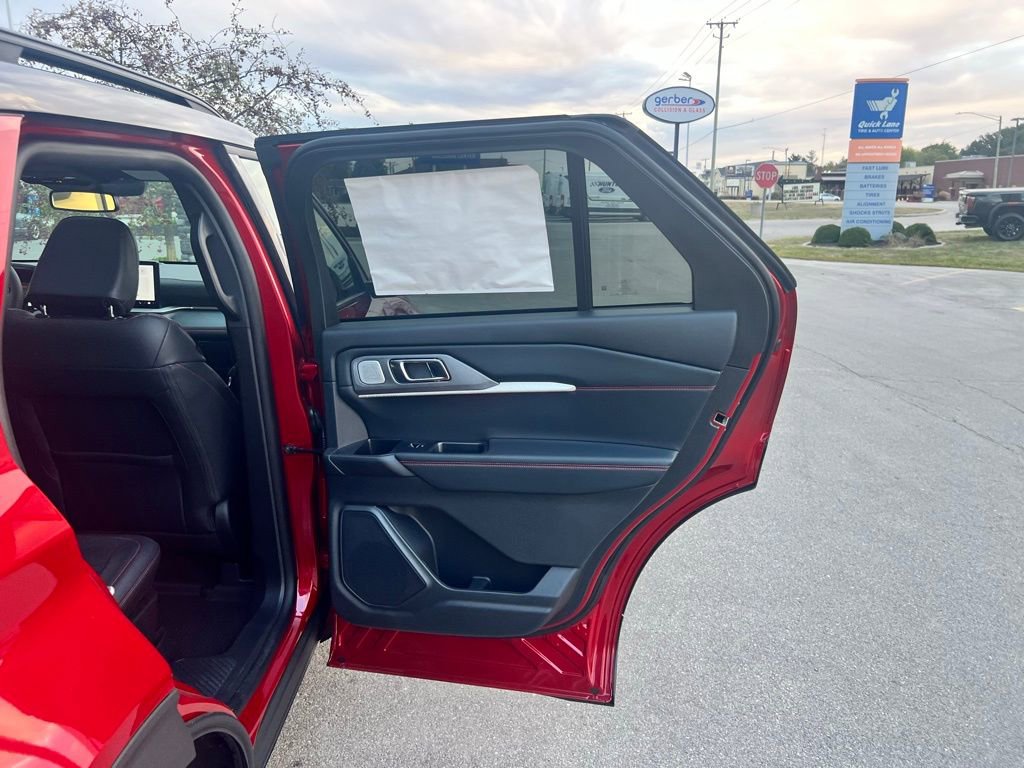 New 2025 Ford Explorer ST image 41