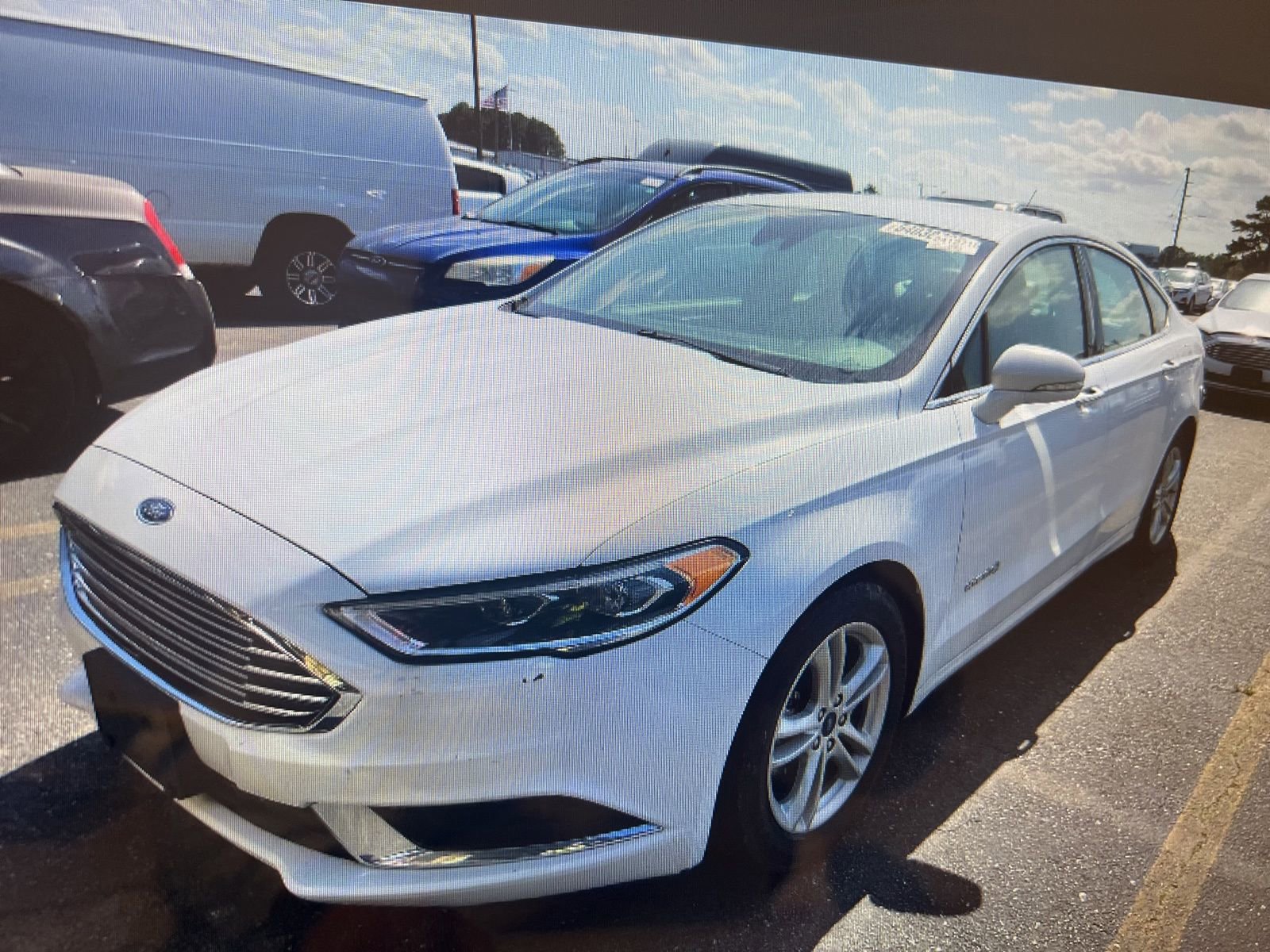 Used 2018 Ford Fusion SE w/ Equipment Group 602A FWD image 1