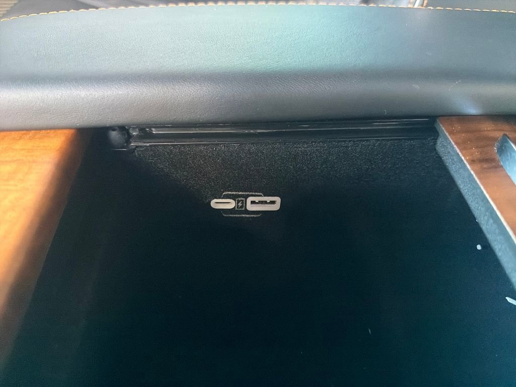 Used 2024 Jeep Grand Wagoneer Series III image 37