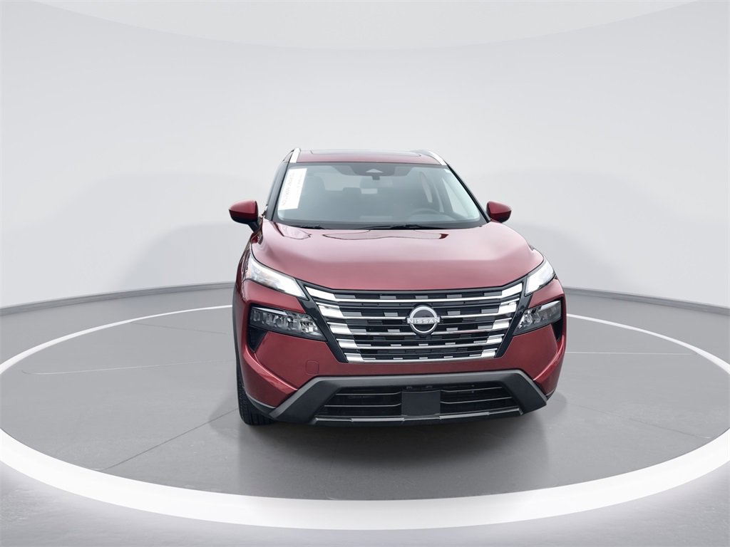 Certified 2025 Nissan Rogue SV w/ SV Premium Package image 3