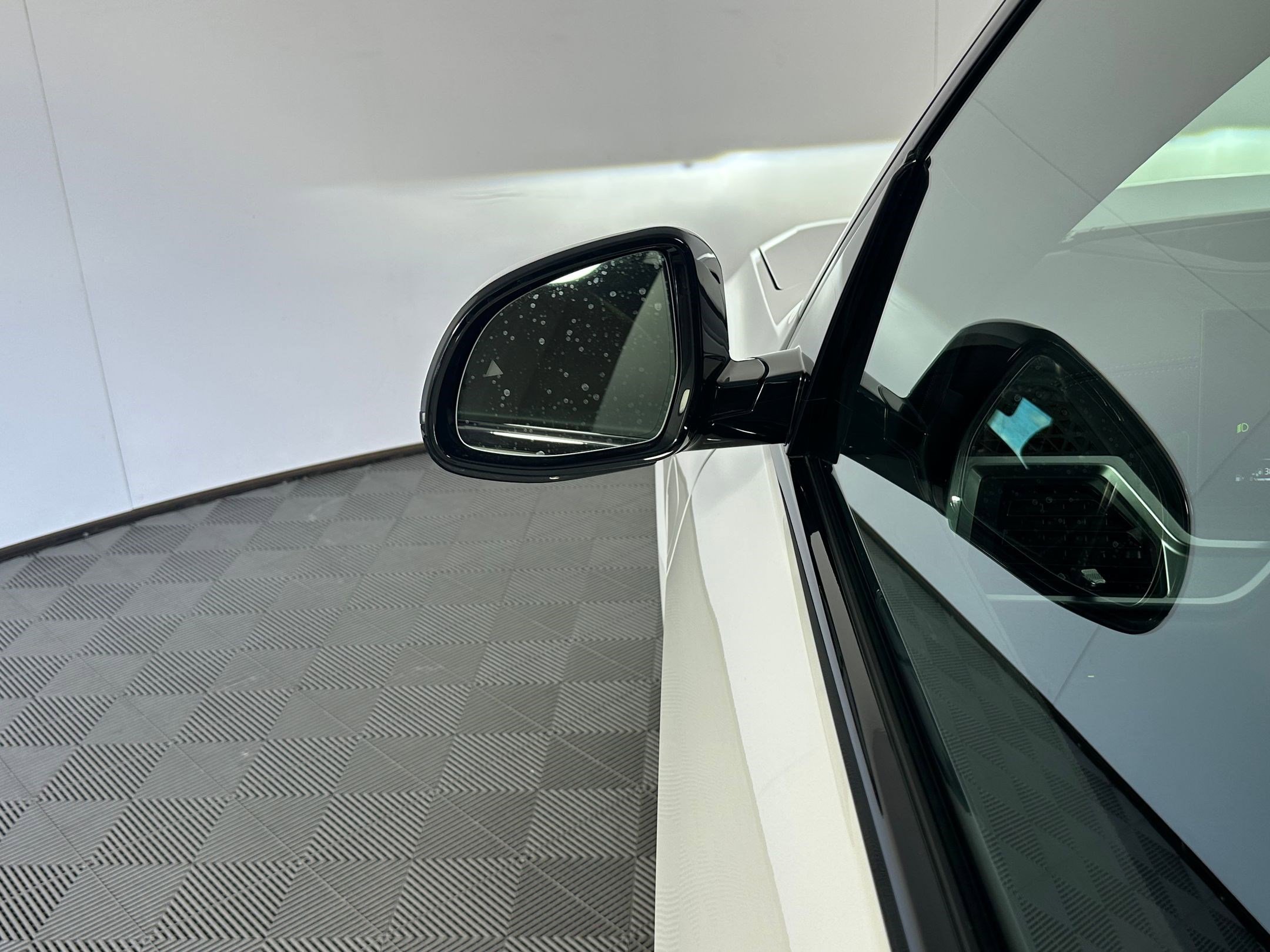 Certified 2024 BMW X5 xDrive50e w/ Executive Package image 20