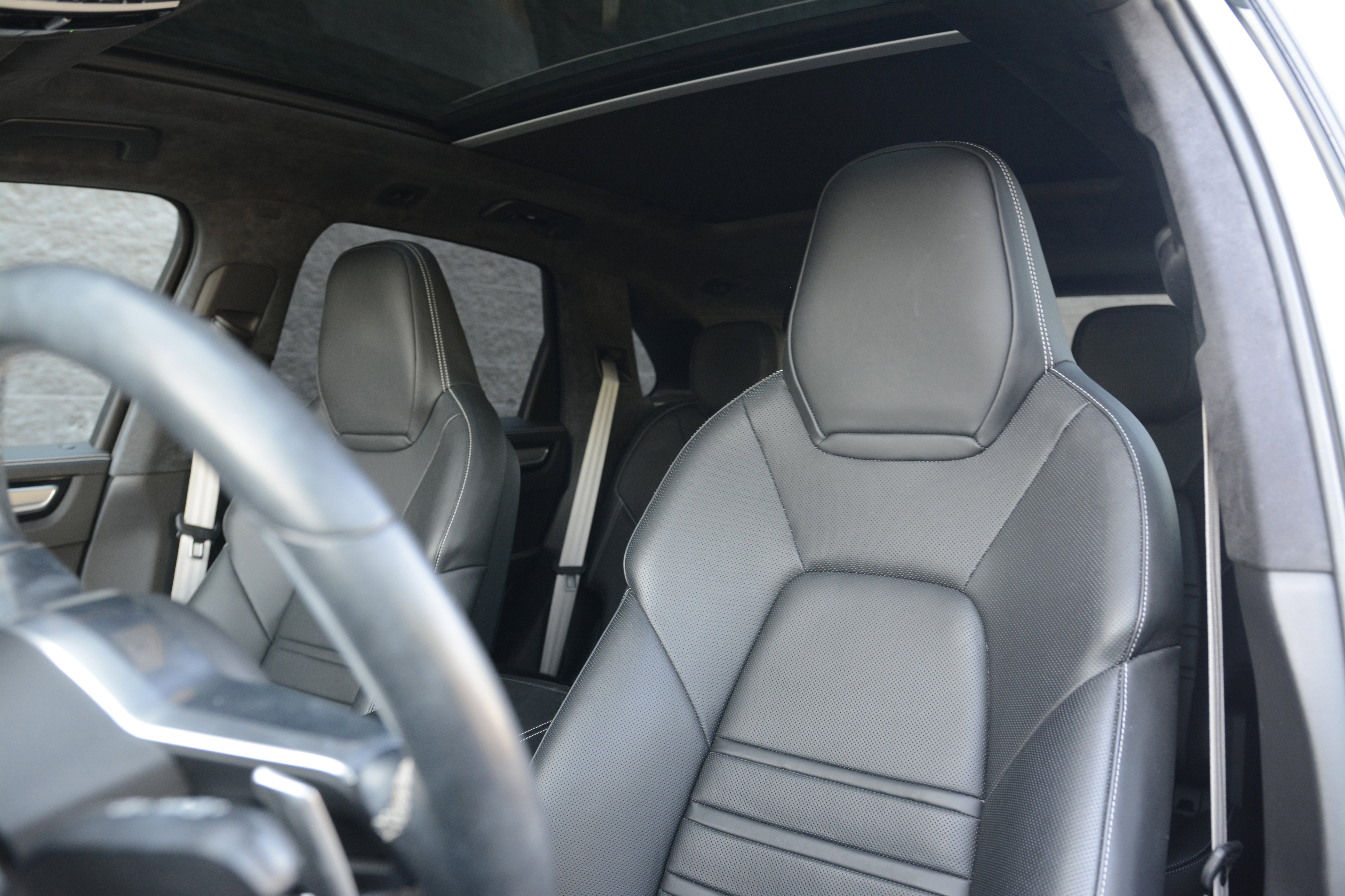 Certified 2022 Porsche Cayenne GTS AWD/4WD image 5