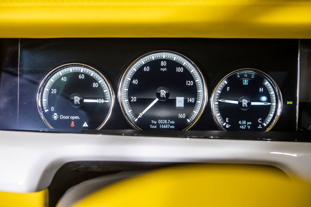 Used 2018 Rolls-Royce Phantom Sedan image 54
